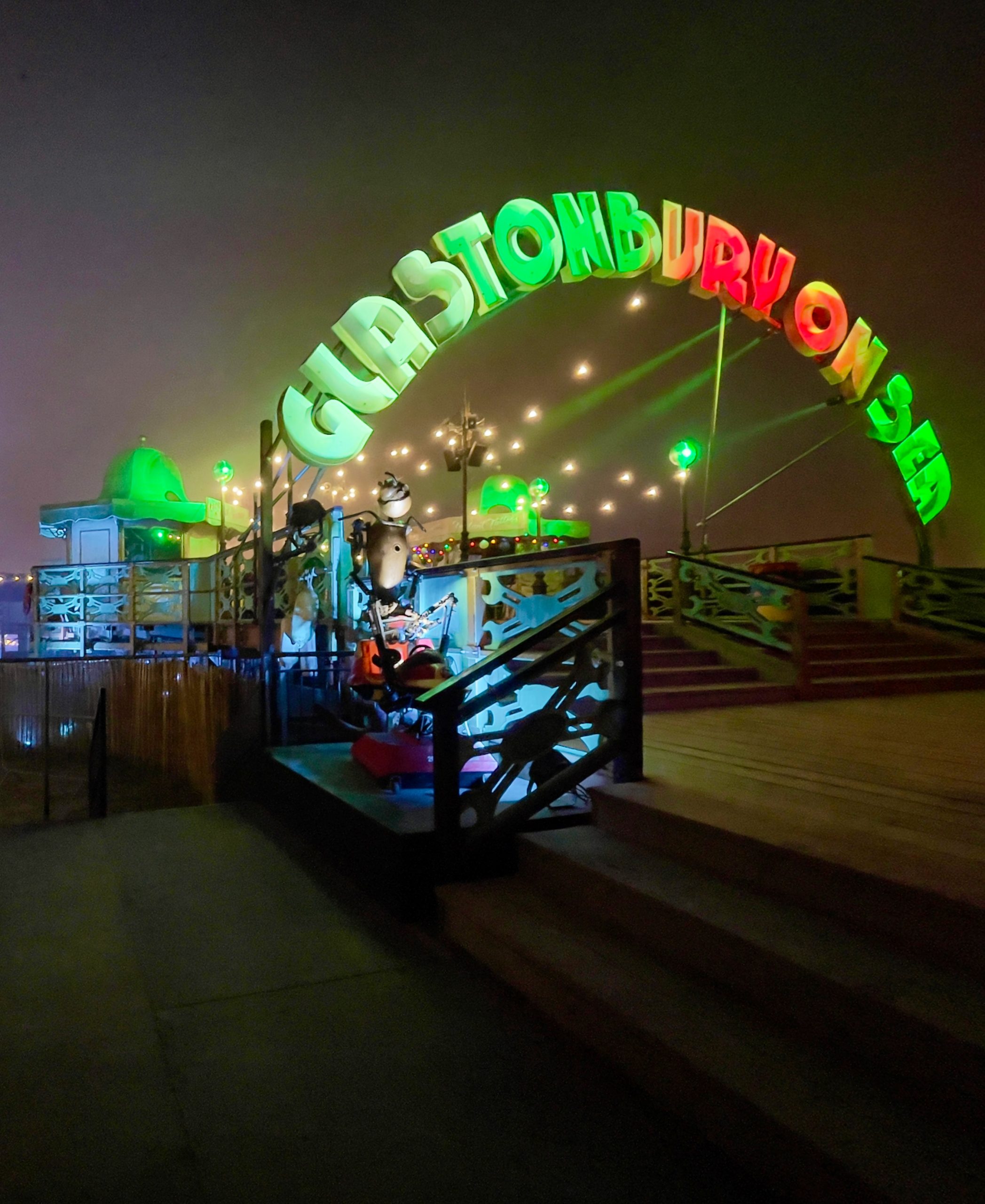 Blackbeam light up Glastonbury on Sea